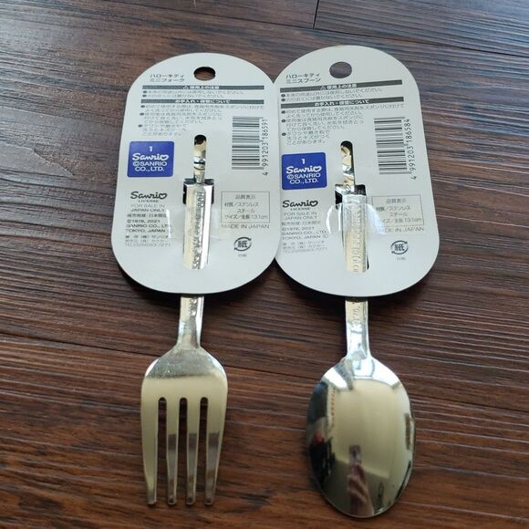 NWT Hello Kitty Stainless Steel Kawaii Made in Japan Dessert Fork Spoon Set - Picture 3 of 4